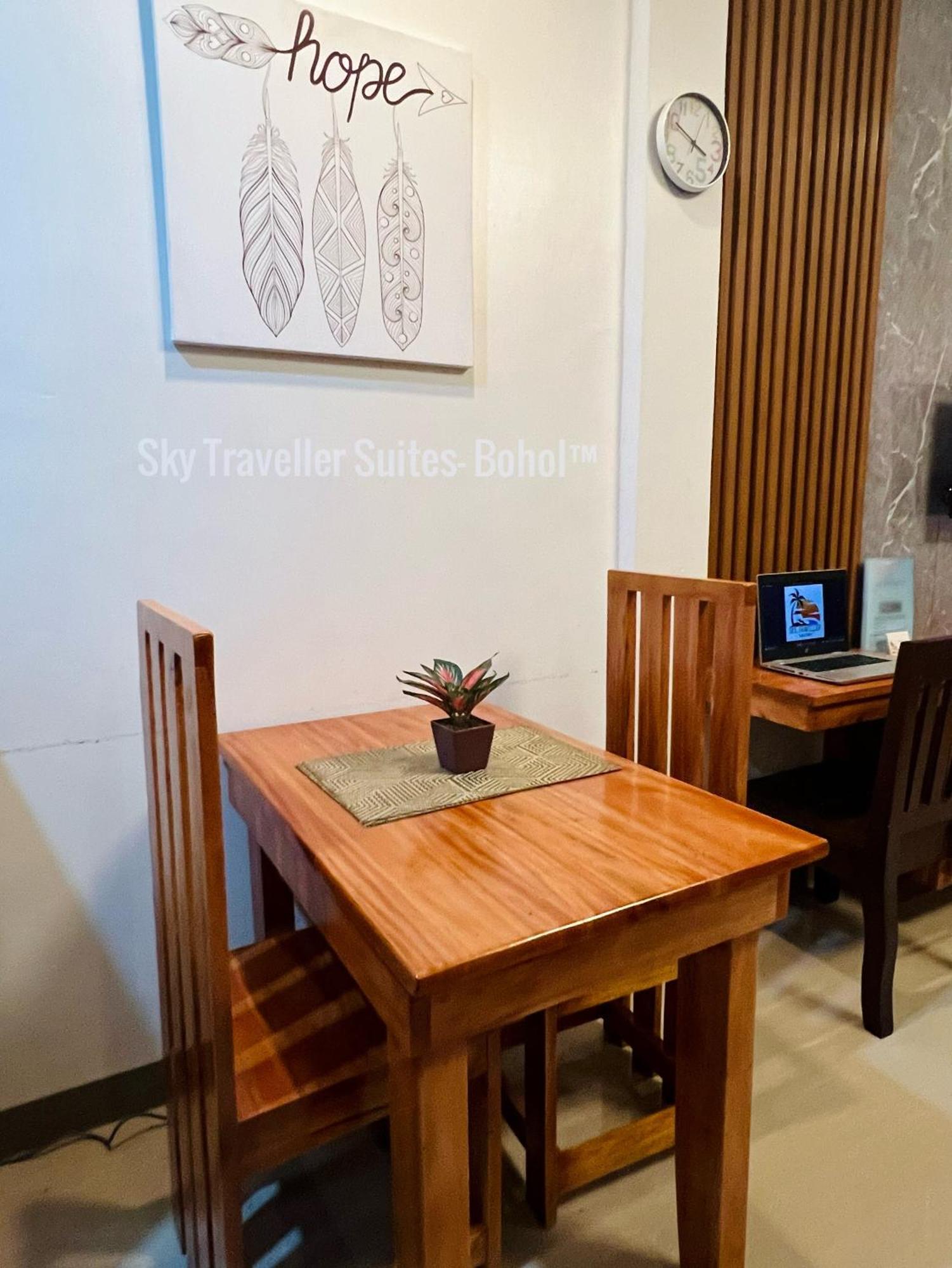 Sky Traveller Suites Panglao Exterior photo